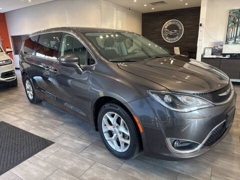 2018 Chrysler Pacifica Touring Plus