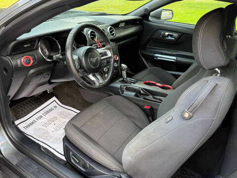 2016 Ford Mustang V6