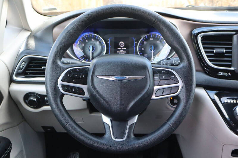 2021 Chrysler Voyager LXi
