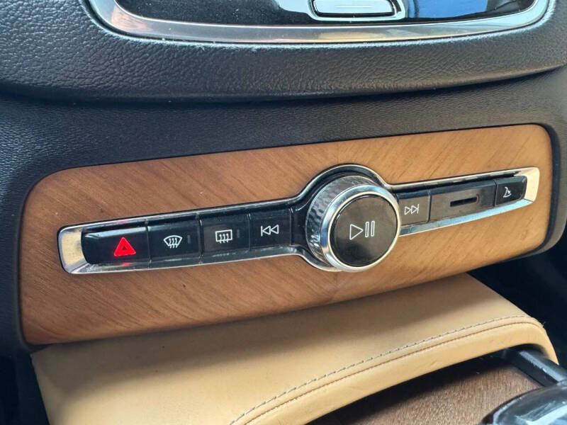 2018 Volvo XC90 T6 Inscription