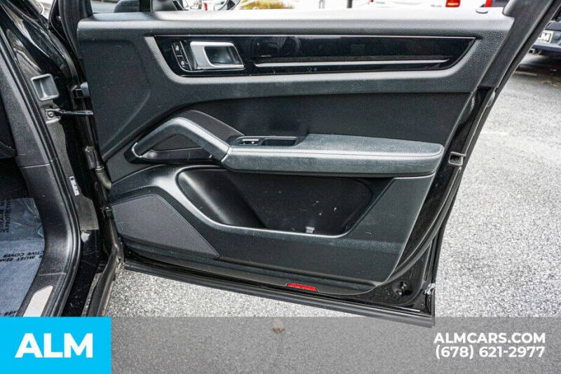 2022 Porsche Cayenne