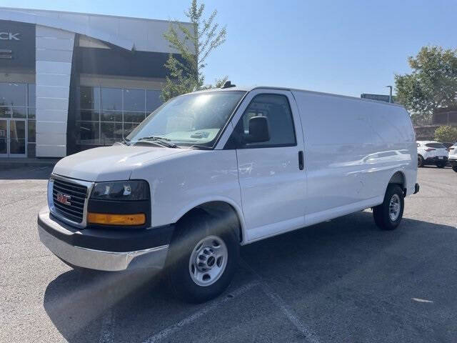2025 GMC Savana 2500