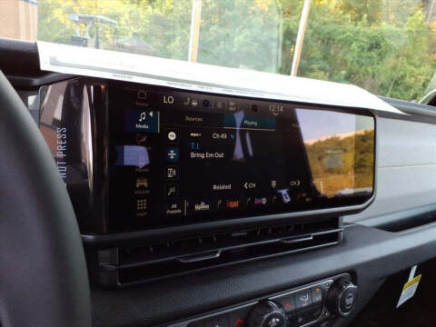 2025 Jeep Gladiator Sport S