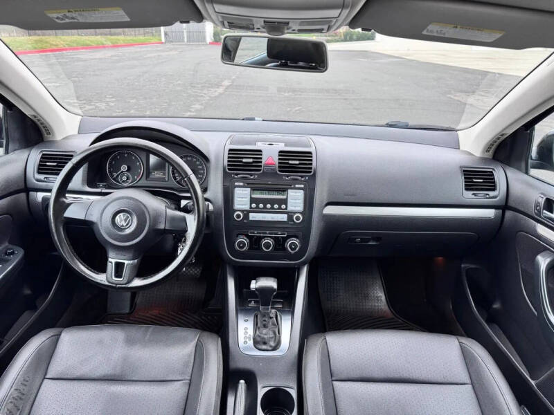 2010 Volkswagen Jetta