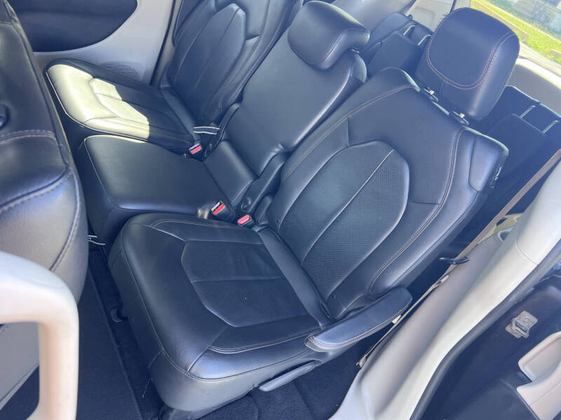 2019 Chrysler Pacifica Touring L