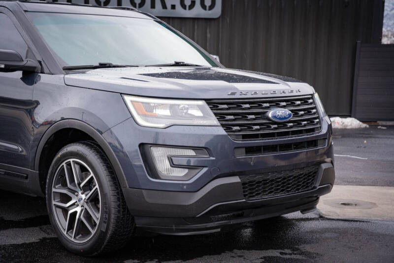 2017 Ford Explorer Sport