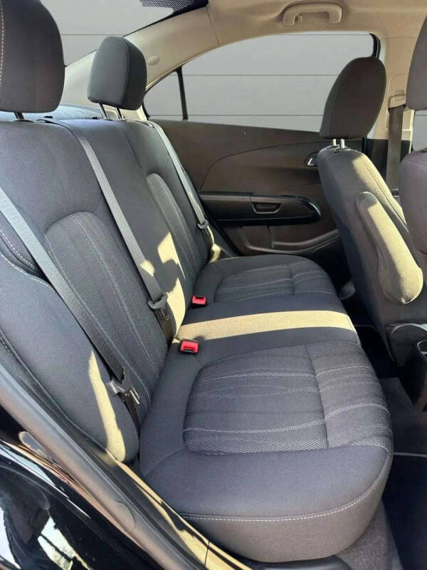 2019 Chevrolet Sonic LT Auto