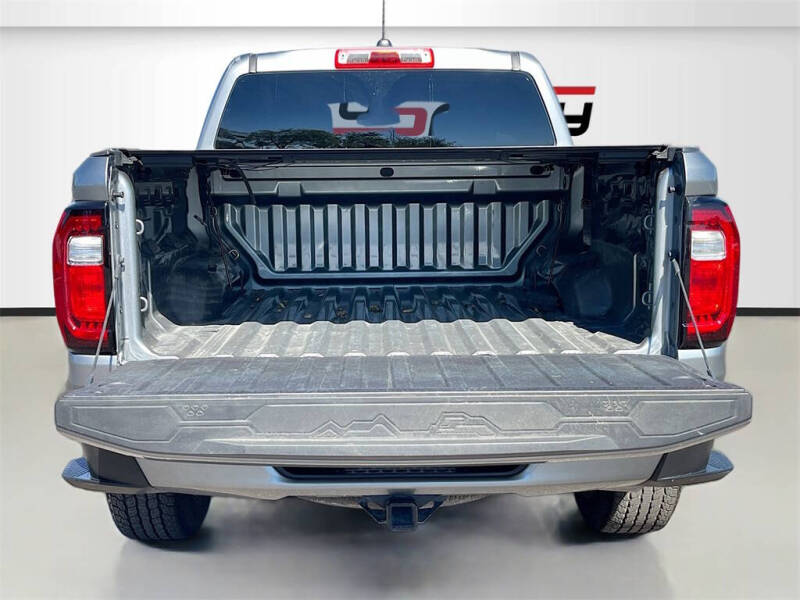 2024 GMC Canyon Elevation