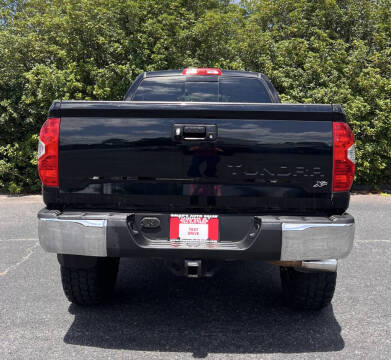 2014 Toyota Tundra SR5