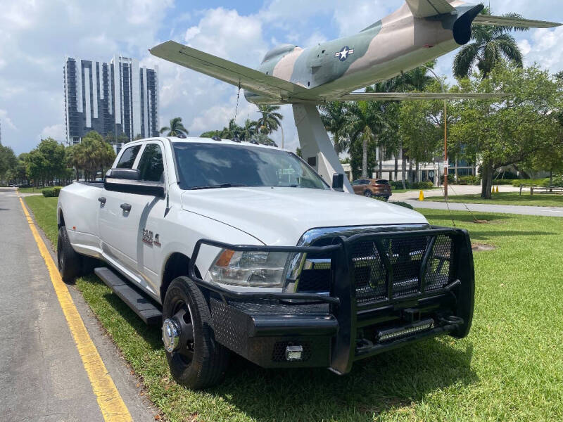 2014 RAM Ram 3500 Pickup Tradesman photo 32