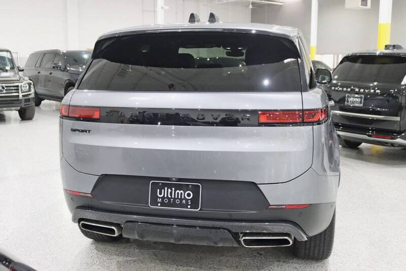 2024 Land Rover Range Rover Sport P360 SE