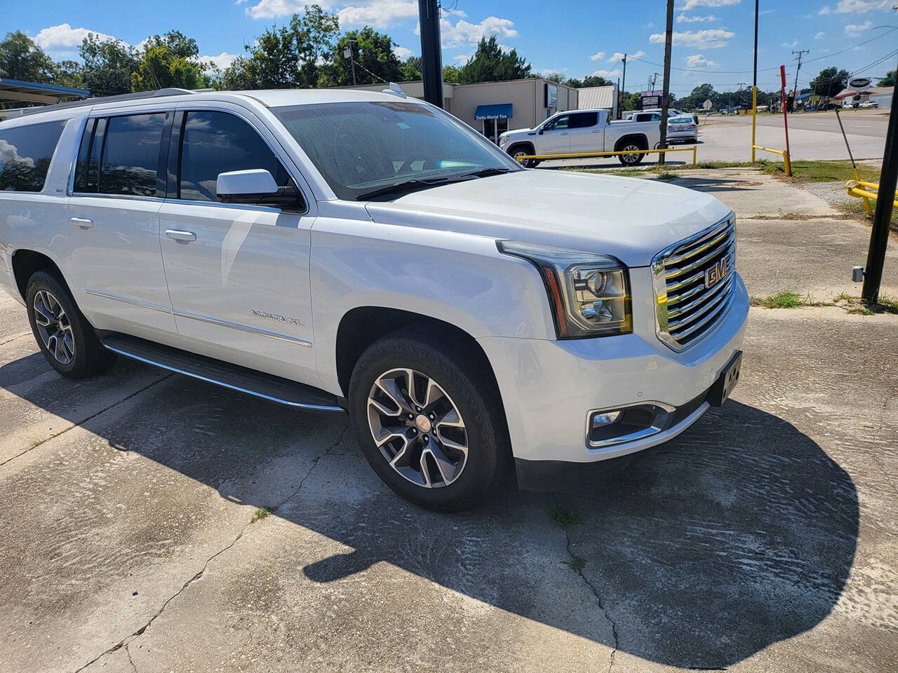 2018 GMC Yukon XL for sale at M3 Autos in New Iberia, LA