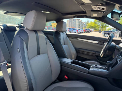 2017 Honda Civic Touring