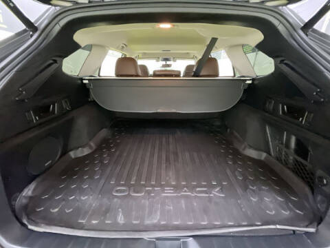 2020 Subaru Outback Touring XT