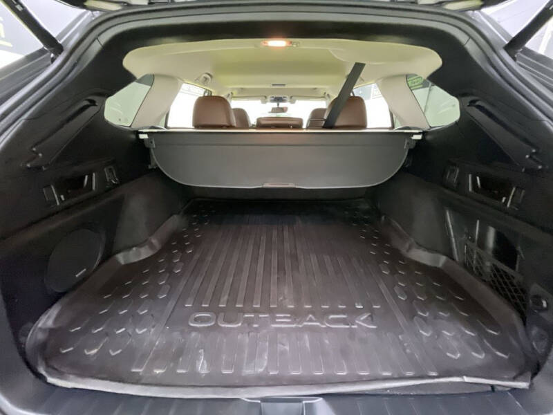 2020 Subaru Outback Touring XT