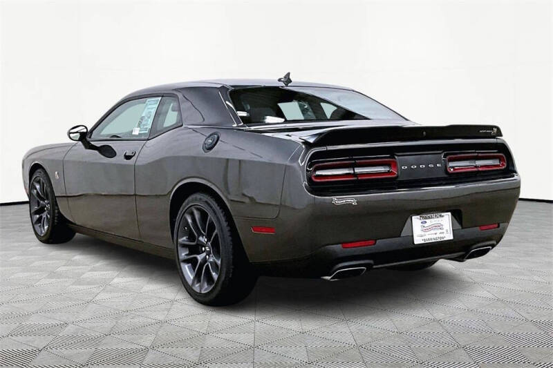 2022 Dodge Challenger
