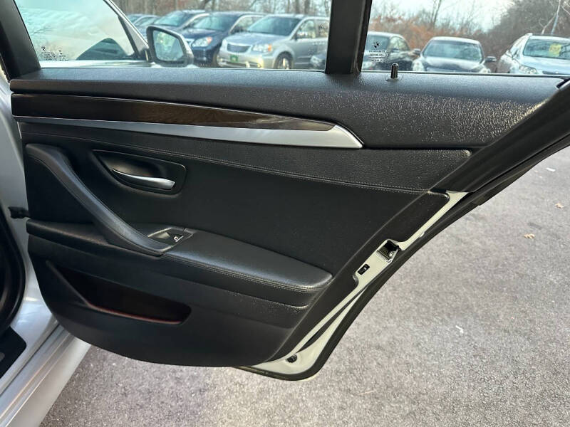 2015 BMW 5 Series 528i xDrive