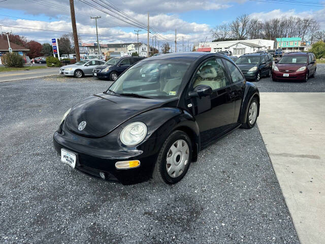 2001 Volkswagen New Beetle for sale at PEAK VIEW MOTORS in Mount Crawford, VA