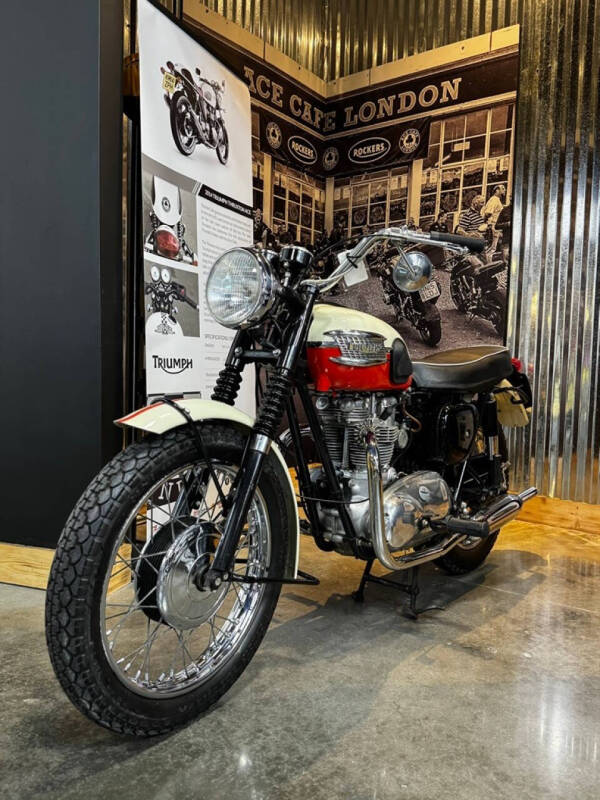 1960 Triumph TR6 Trophy