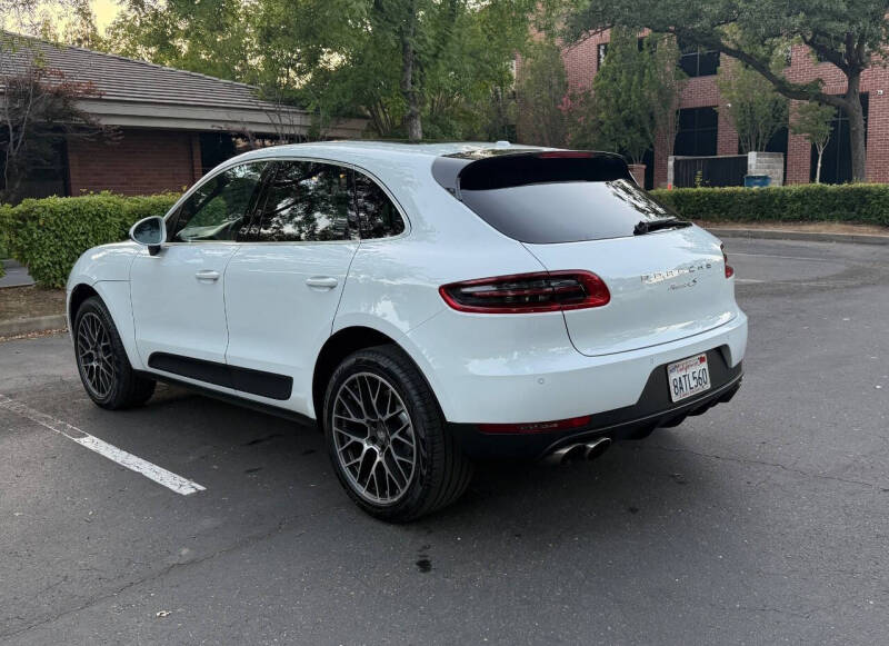 2018 Porsche Macan S