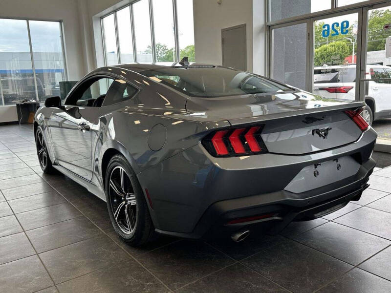 2025 Ford Mustang EcoBoost