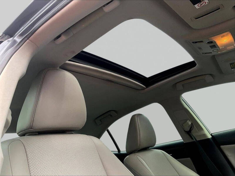 2016 Lexus IS 300