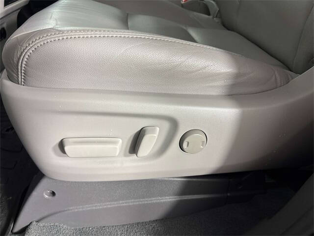 2019 Toyota Sienna XLE Premium 7-Passenger