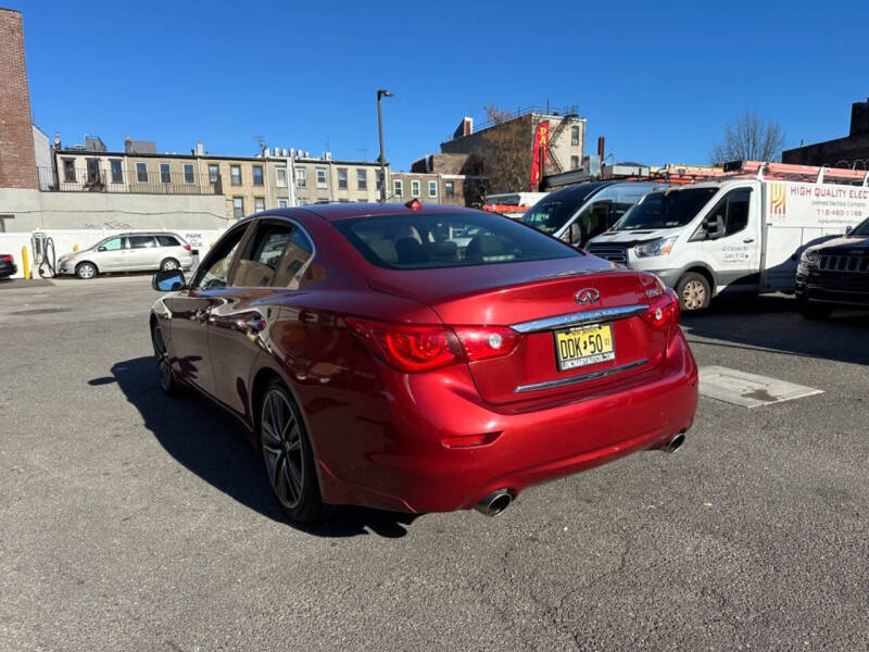 2015 Infiniti Q50 Sport