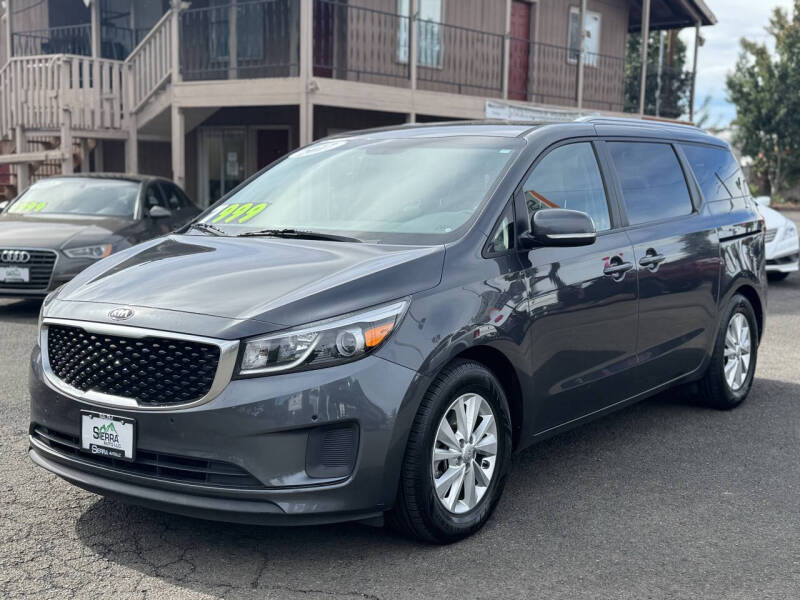 2017 Kia Sedona LX