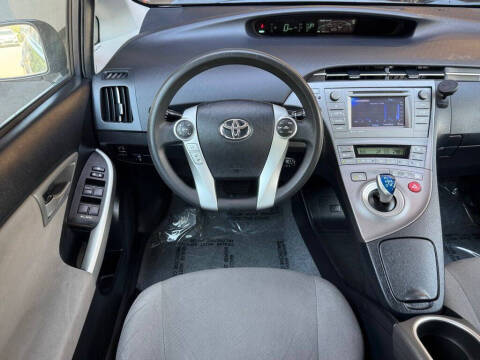 2015 Toyota Prius Three