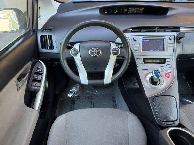 2015 Toyota Prius Three