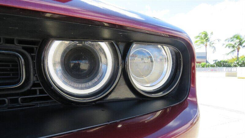 2017 Dodge Challenger R/T Plus