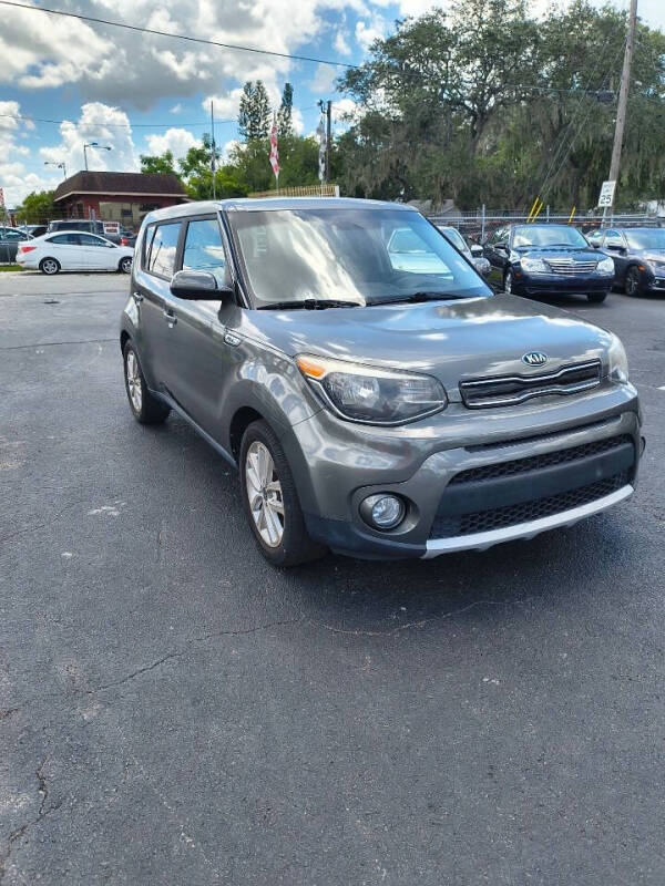2017 Kia Soul +