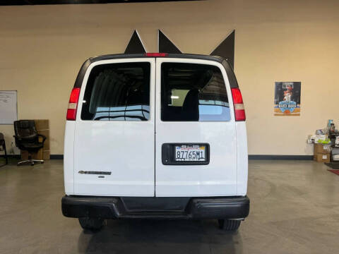 2013 Chevrolet Express 2500