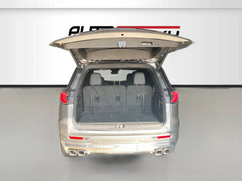 2024 GMC Acadia AT4