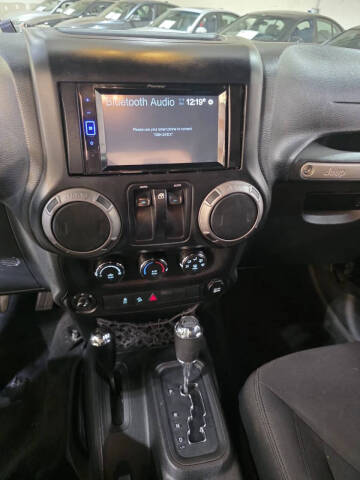 2015 Jeep Wrangler Sport