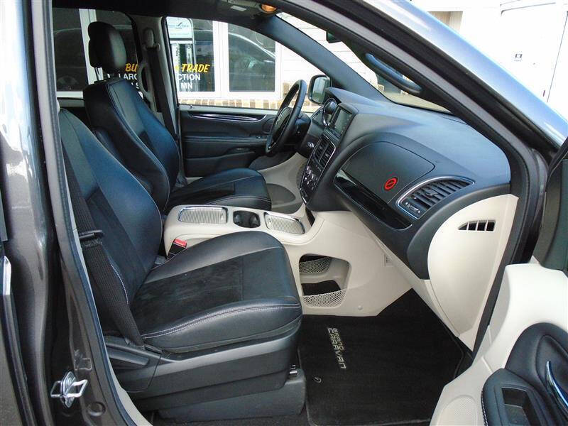 2017 Dodge Grand Caravan SXT