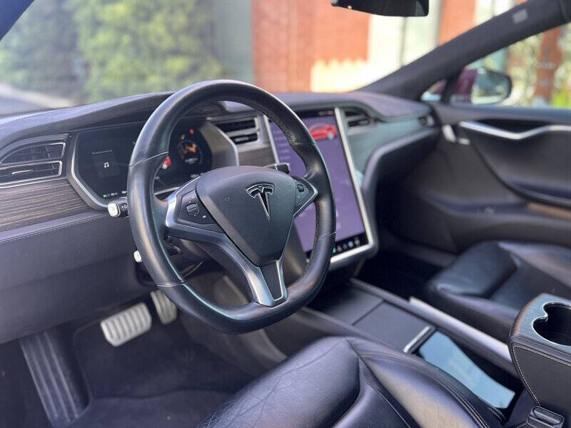 2015 Tesla Model S P85D