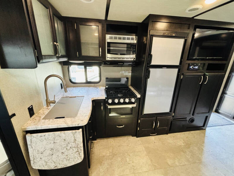 2020 Grand Design RV Imagine 3170BH