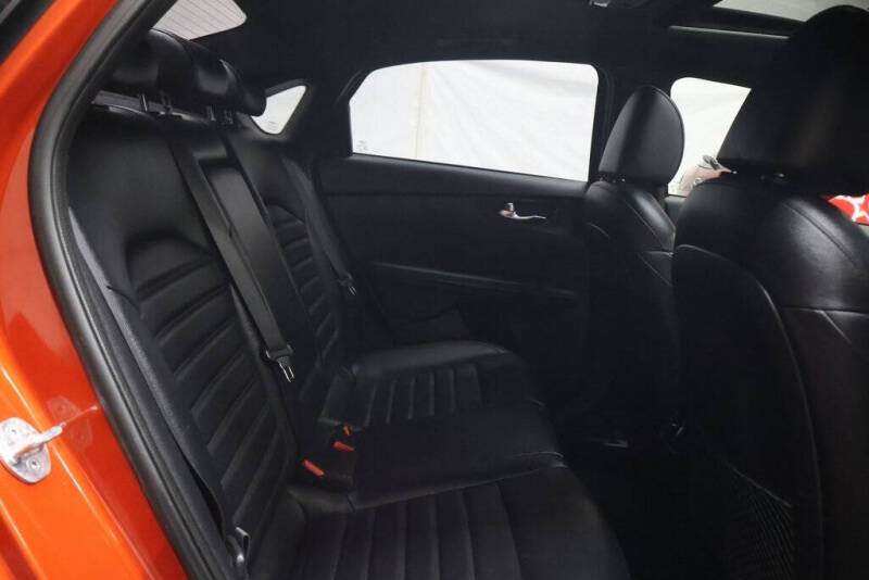 2022 Kia Forte GT Line