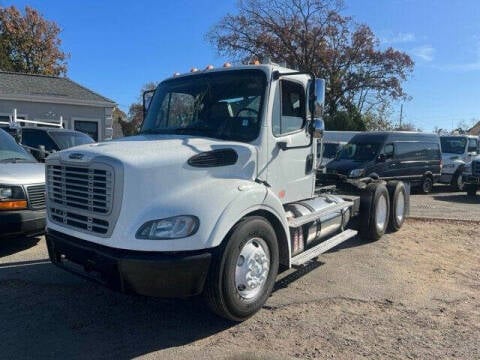 2015 Freightliner M2 112