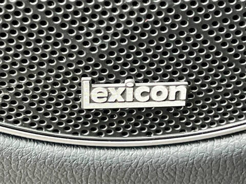 2025 Genesis GV70 2.5T Standard