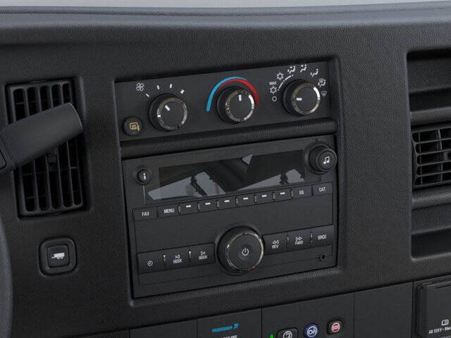 2025 Chevrolet Express 2500