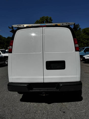 2018 Chevrolet Express 2500