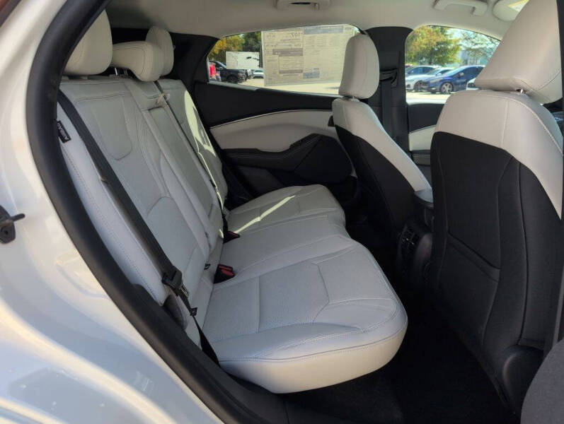 2025 Ford Mustang Mach-E Premium