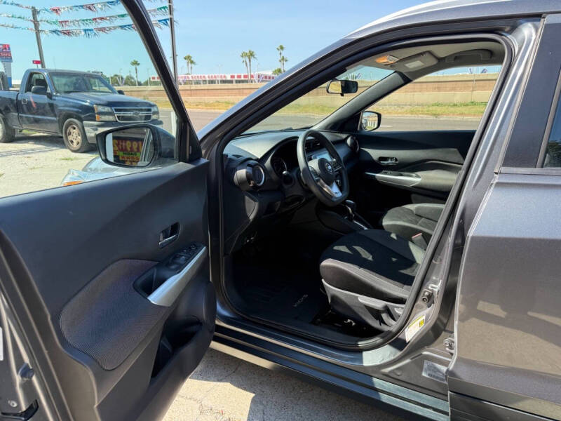 2019 Nissan Kicks SV