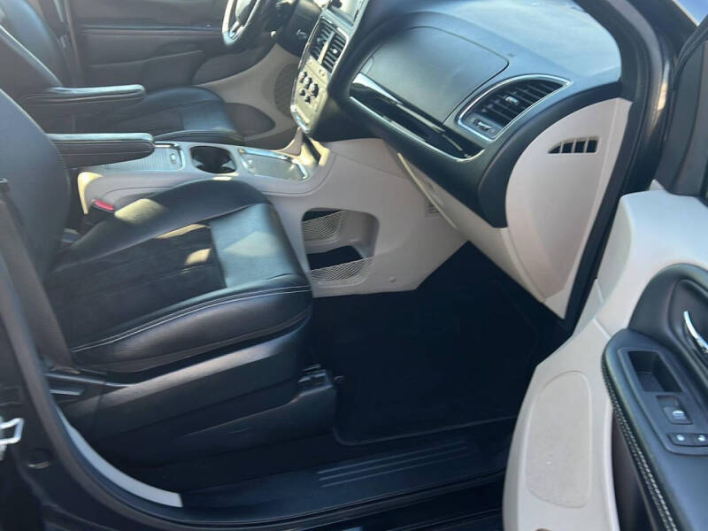 2020 Dodge Grand Caravan SXT