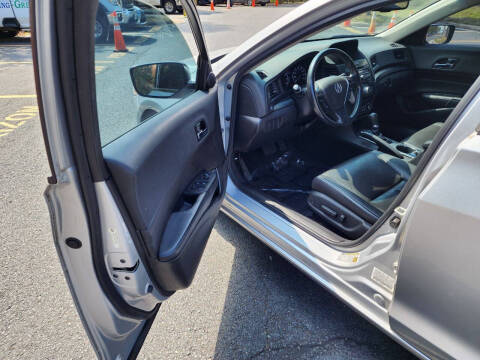 2013 Acura ILX 2.0L w/Tech