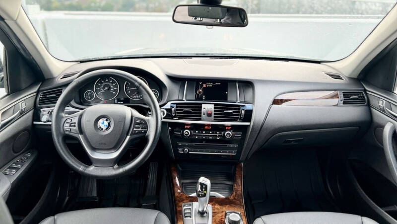 2017 BMW X3 sDrive28i