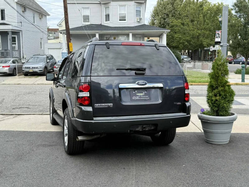 2007 Ford Explorer XLT